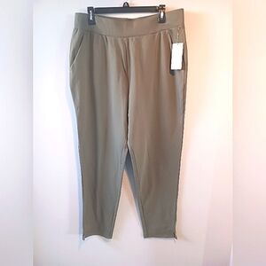 Forrest Green Pants (NWT)